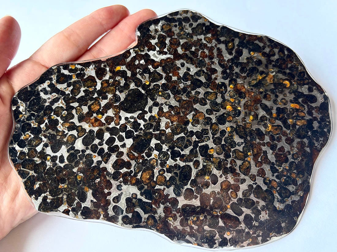 ケニア産 セリコパラサイト隕石 / Sericho Pallasite Meteorite