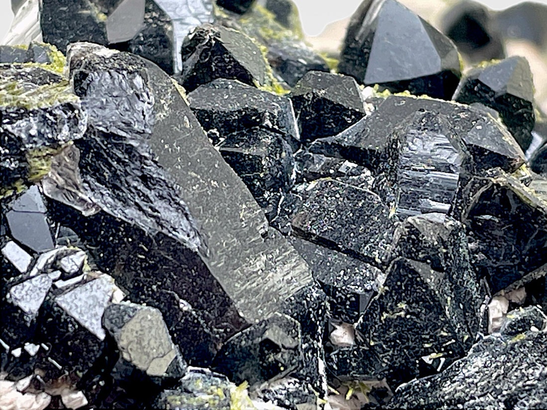 山東省産 モリオン/ Morion ( 黒水晶 )