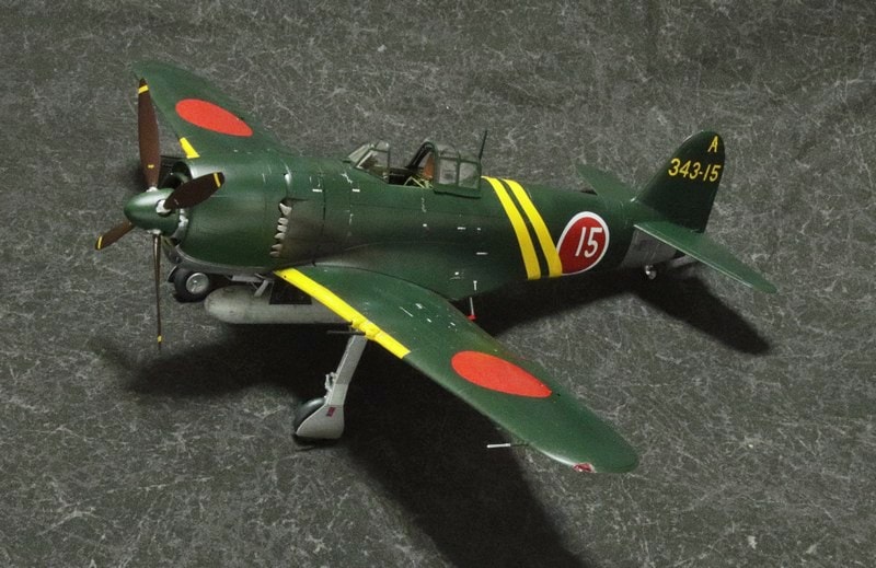 1/32川西 N1K2-J 局地戦闘機 紫電改 完成品｜艦船模型の販売する