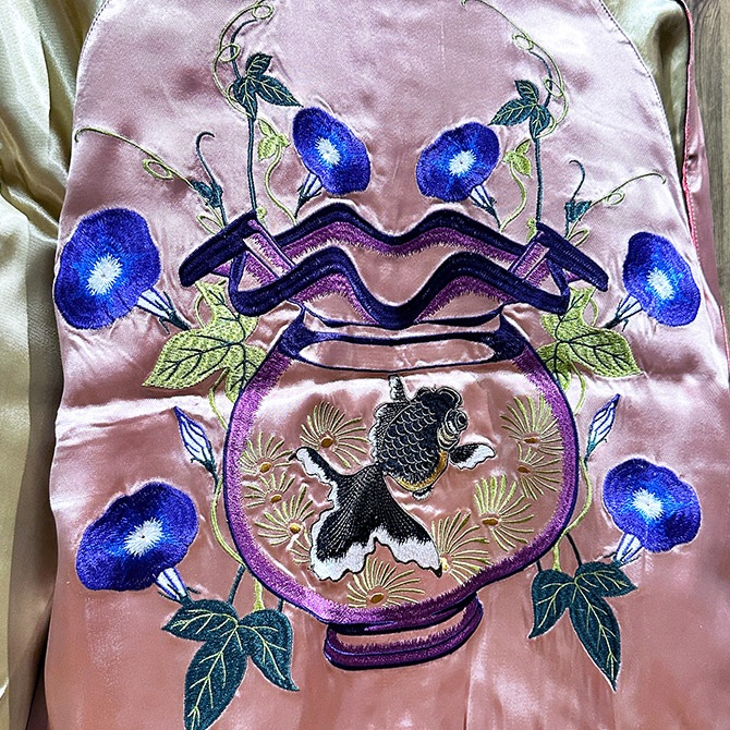Mサイズ]金魚鉢柄刺繍リバーシブルスカジャン ピンク【送料無料】｜和