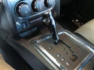 08－10y ダッジ チャージャー ガングリップシフトノブ 【MOPARロゴ