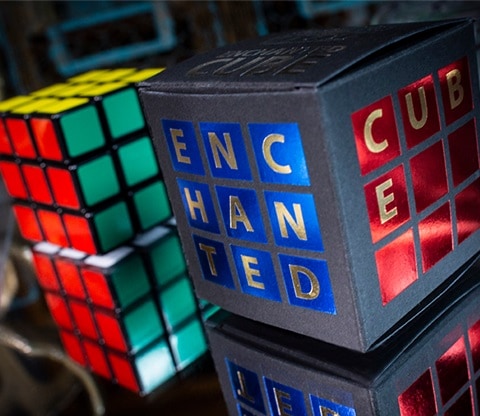 The Enchanted Cube (一瞬で揃うキューブ) by Daryl （キューブ