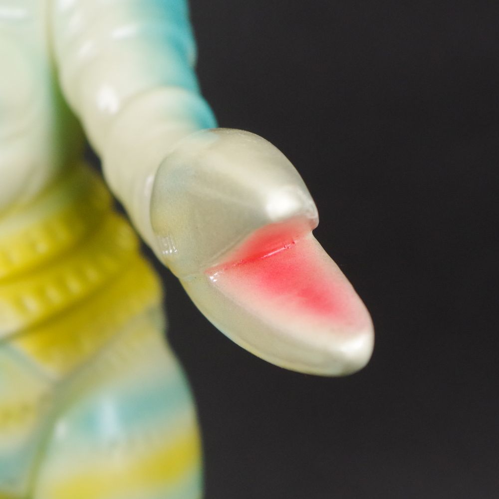 ブルマァク BULLMARK/ソフビ/バルタン星人/蓄光バージョン｜墓場の画廊