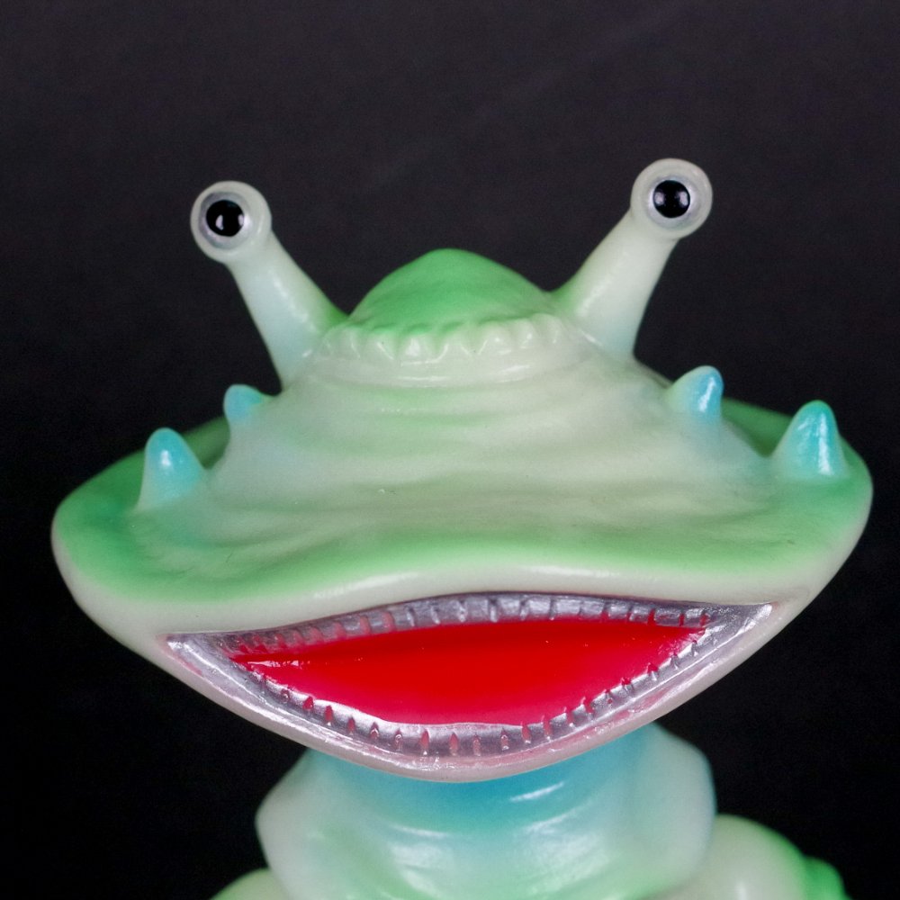 ソフビ/ブルマァク BULLMARK/リトルカネゴン/蓄光グリーン｜墓場の画廊