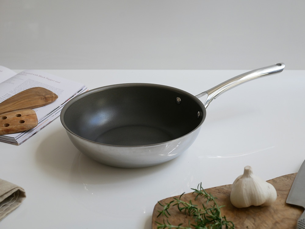 CORELLE/コレール】こびりつきにくい次世代フライパン Wok pan 24cm