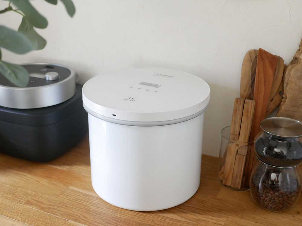 every U./エブリーユー】真空保存容器 TAMOKAN 10L ホワイト｜【公式