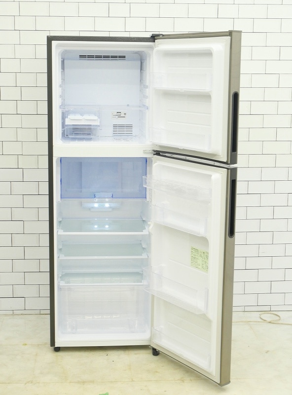 2021年製 225L 冷蔵庫 おしゃれステンレス シャープ【地域限定配送無料