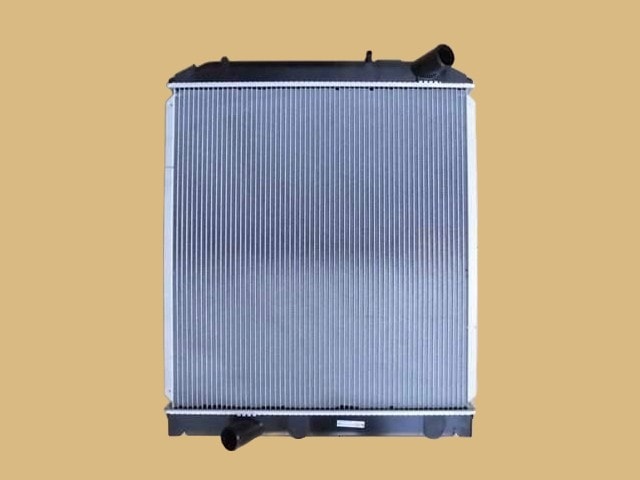 ラジエーター トヨエース XZU424 16400-78271 ブラケット再利用下さい