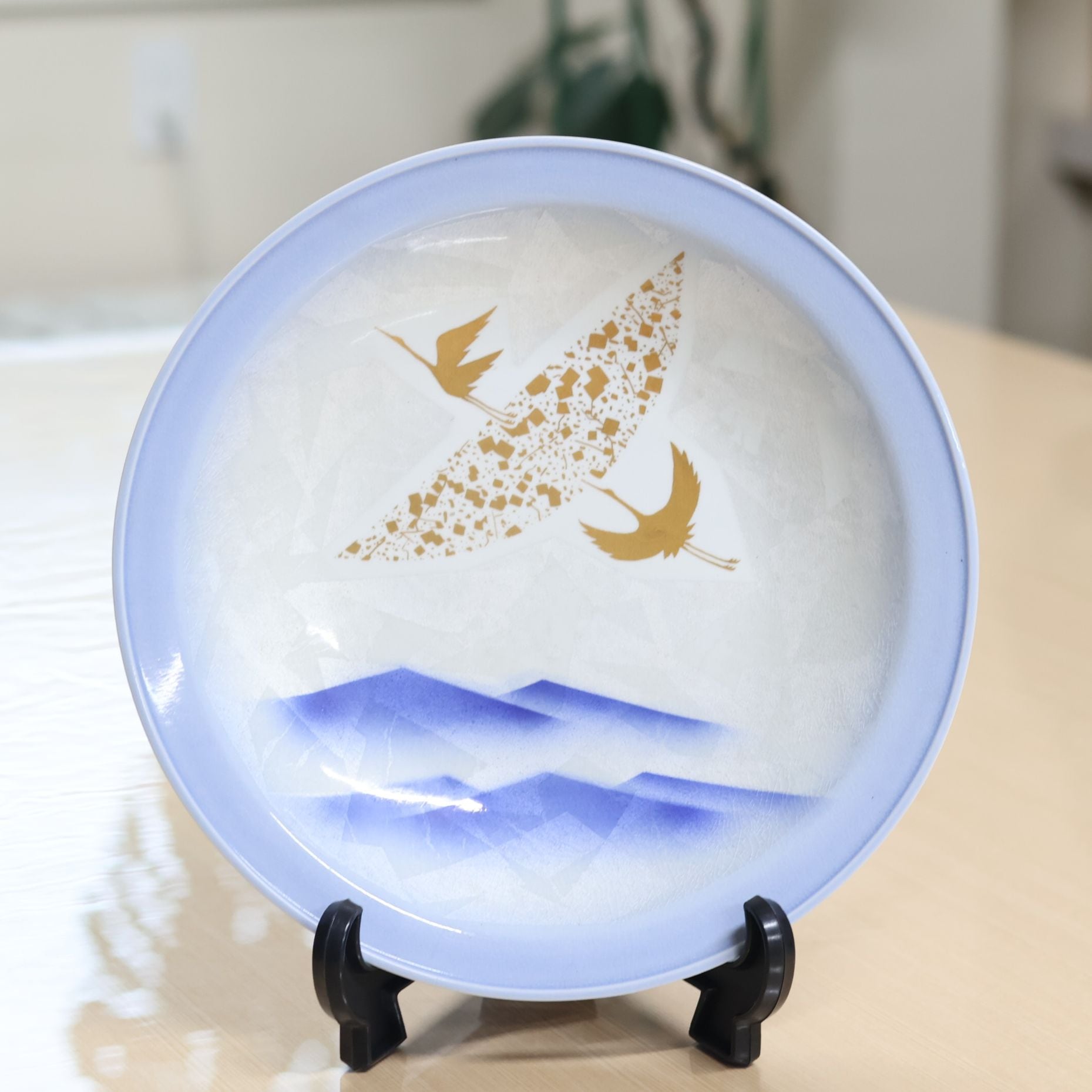 九谷焼 飾皿 10号・昇竜 （皿立付）/ 福田 良則 | 飾皿 | 伝統工芸品