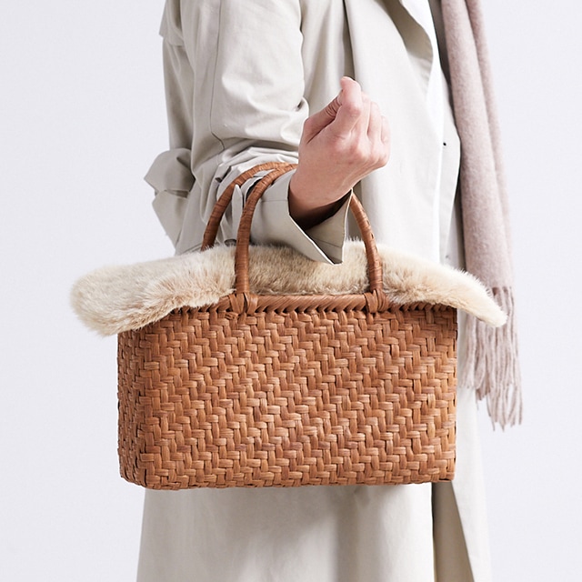 ファーふた付きやまぶどう籠 (二番皮/横長/中サイズ/柿渋染ふた・内布