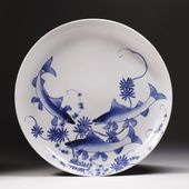 古伊万里 皿 江戸時代中期 染付 菊に獅子文