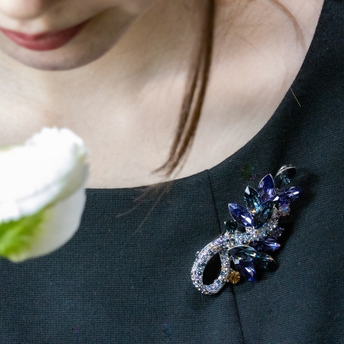 ブローチ大樹(ギフトボックス別売) | 北一硝子 まごころお届け便