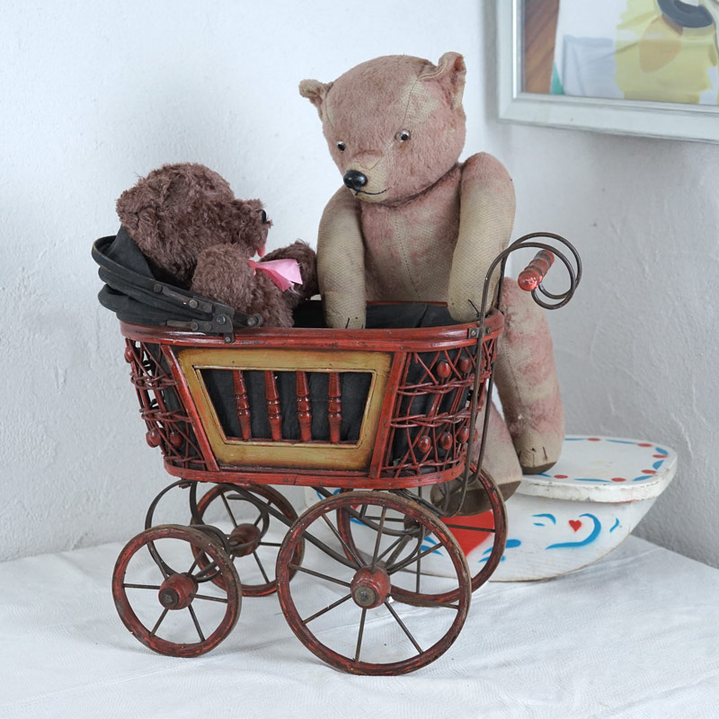 フランスアンティーク1900年代頃のドール用乳母車アイアンと木製 gt