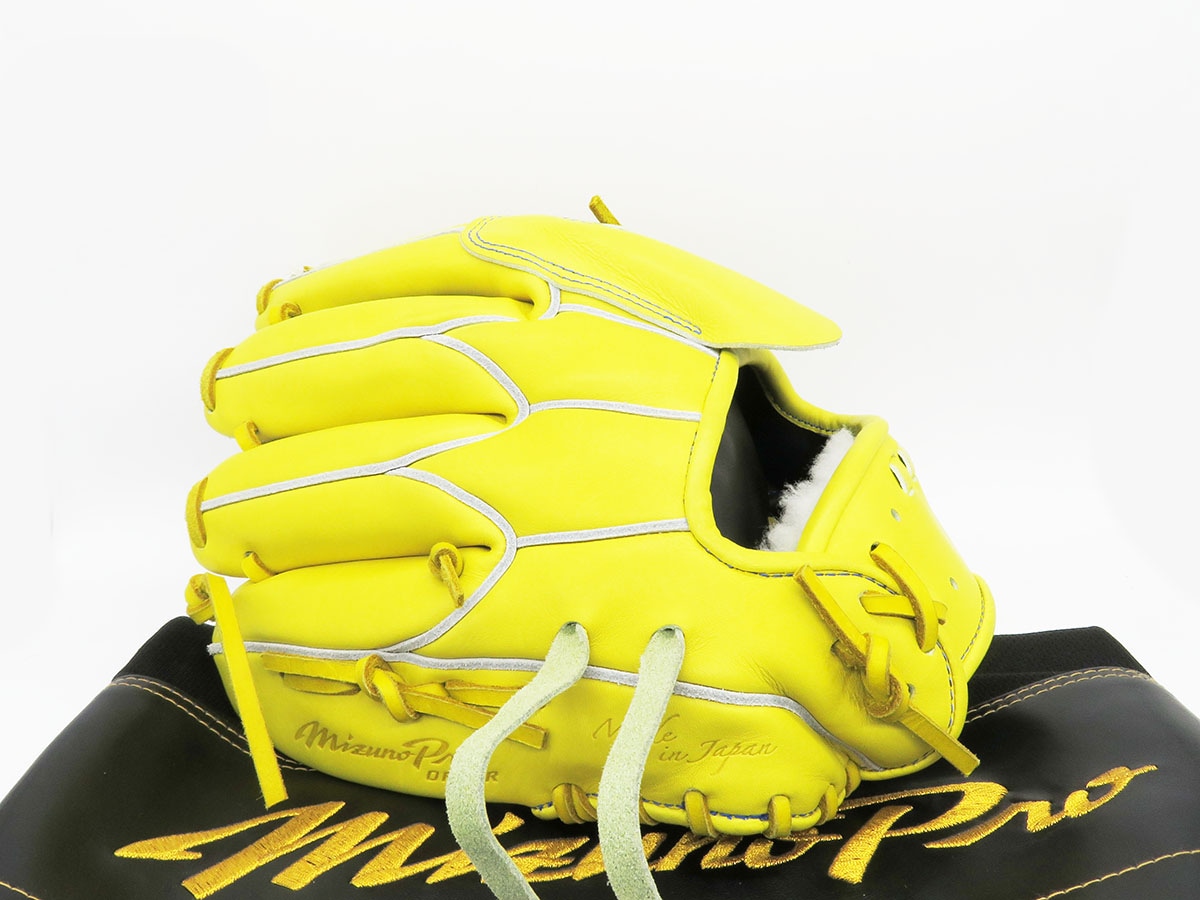 ミズノ ミズノプロ オーダー 投手用 松坂大輔モデル 波賀モデル | 中古
