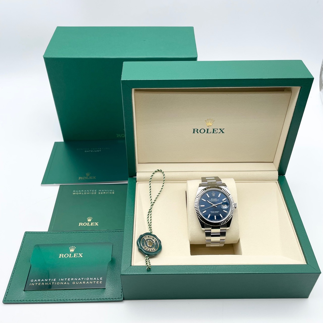 保証書日付2025年11月！】ロレックス デイトジャスト 126334 ブライト