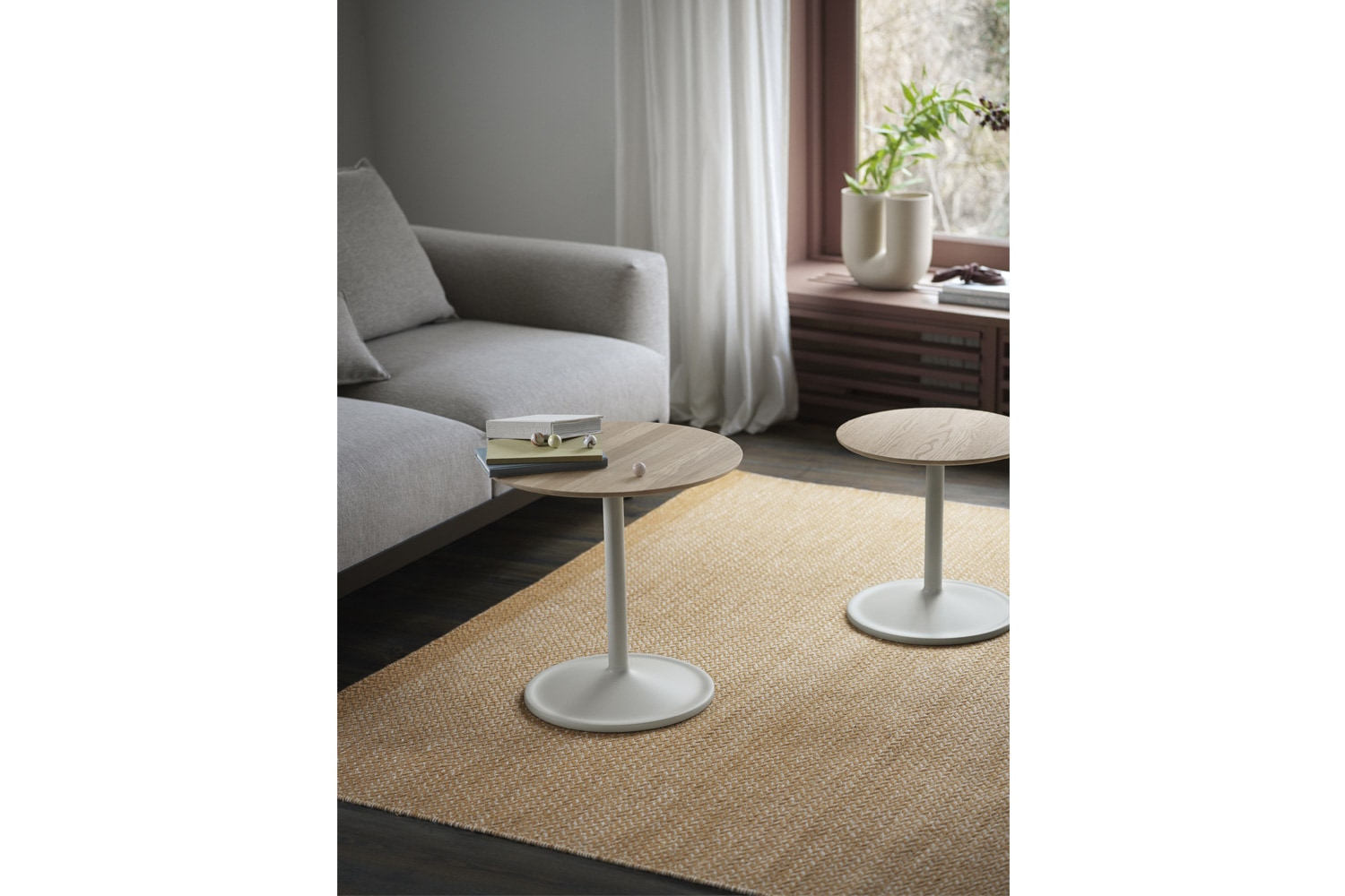 ソフト サイド テーブル / Φ 48の通販 | 家具・インテリア通販 MAARKET