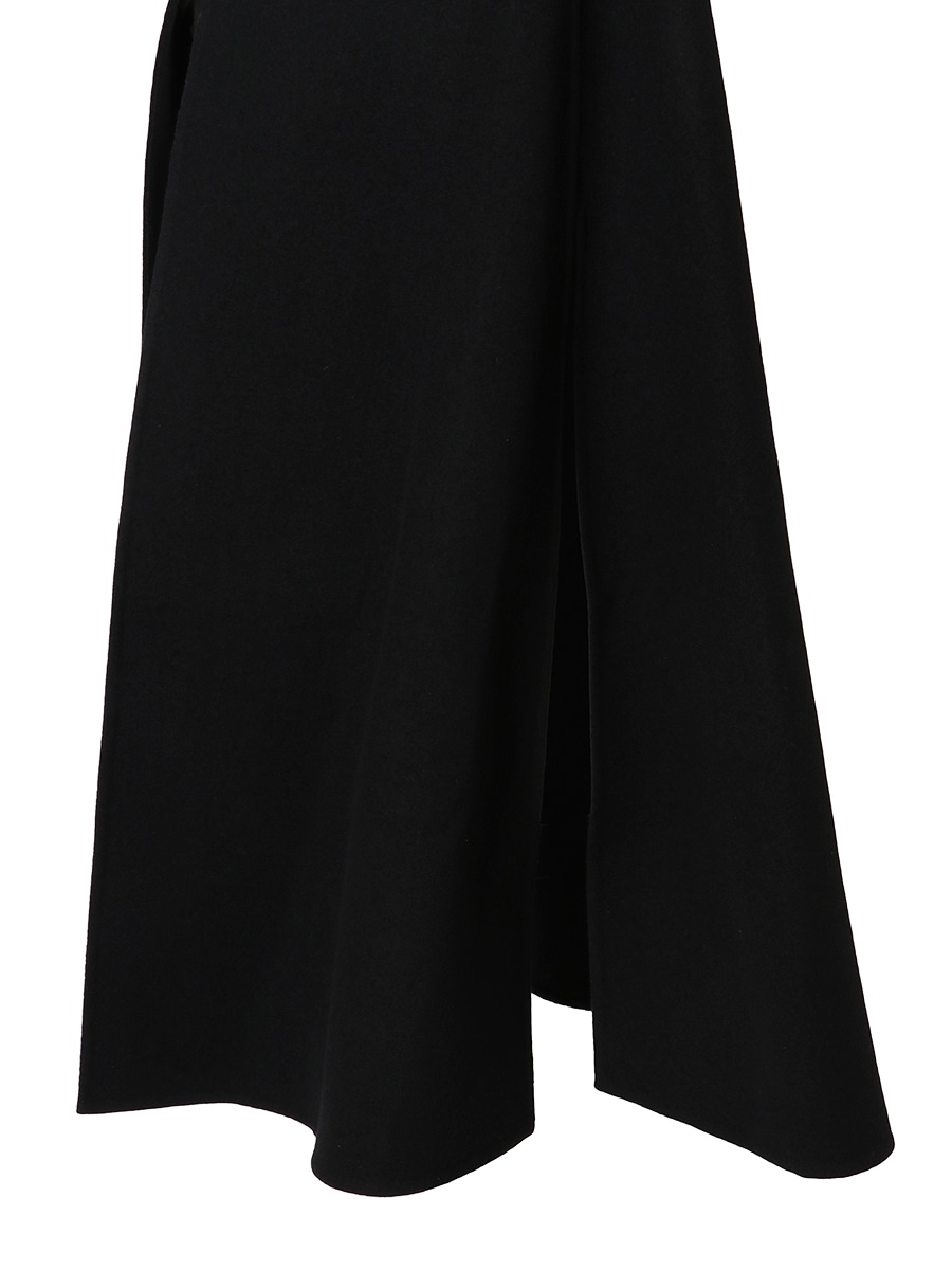 REVER SIDE SLIT CAPE | COAT | MADISONBLUE