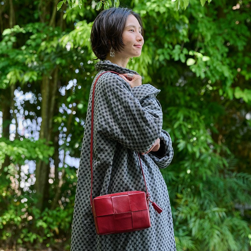 レザーメッシュミニショルダーバッグ｜マライカ公式通販