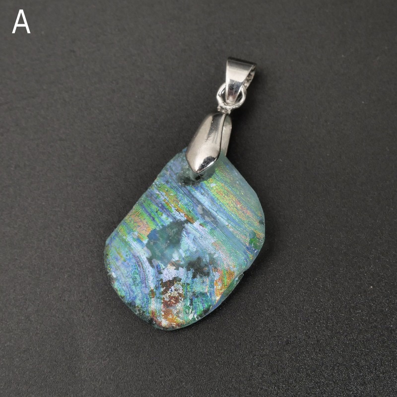 ローマングラスペンダント【メール便可】｜マライカ公式通販