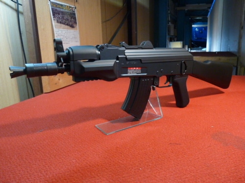 店内全品5％OFFクーポン】東京マルイ 18歳以上用電動ガン AK47 β