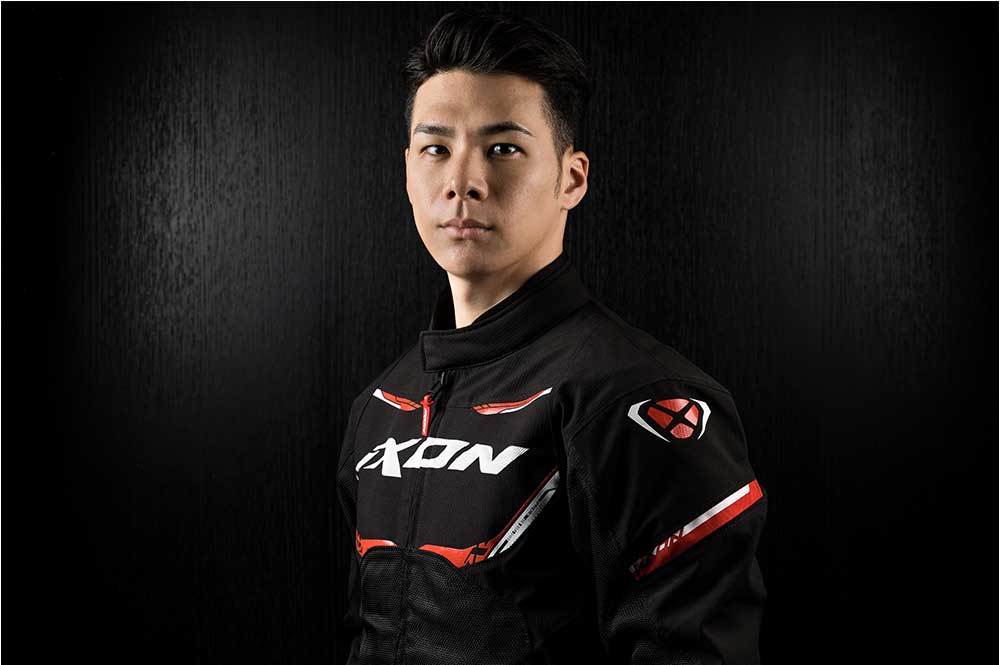 セール30％OFF】 IXON（イクソン）STRIKER AIR WP A ジャケット (Black