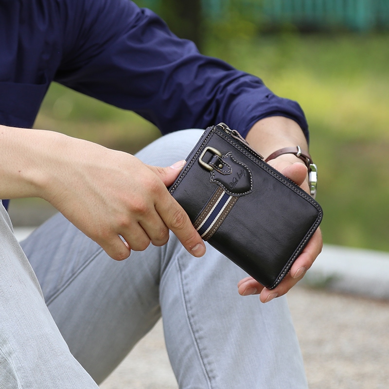 イタリアンレザーにストライプの遊びを加えた二つ折り財布 - ナダヤ