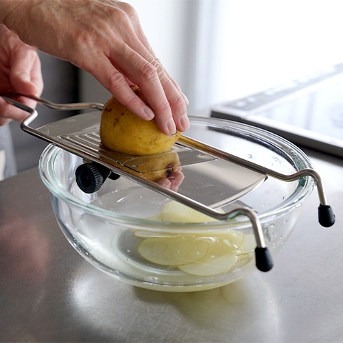 ROSLE レズレー アジャスタブル ステンレス スライサー ハンドガード付