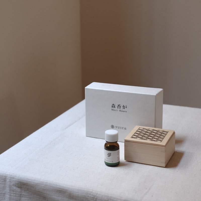 森香炉・麻の葉 やすらぎの香り（クロモジベース）自然芳香液