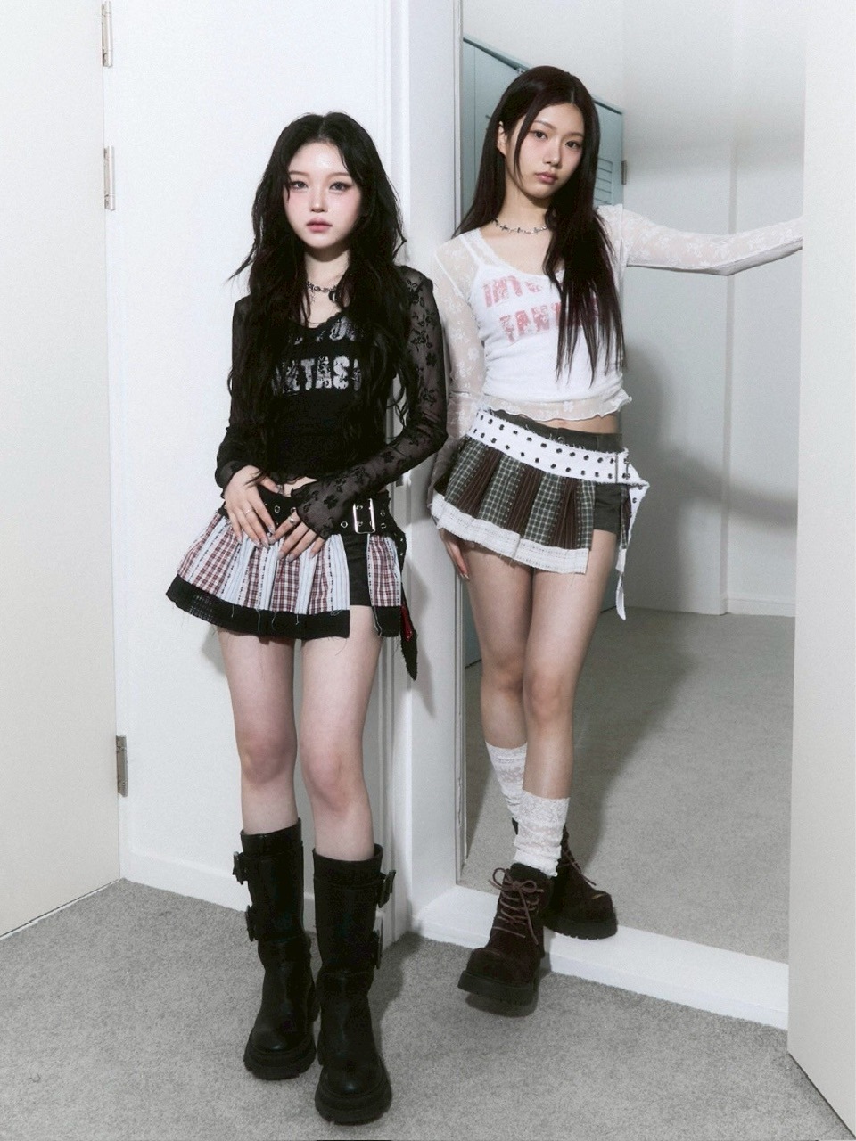 CHERRYQUIRI】lettering crop sleevless / 【チェリーキュリー