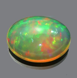 3769【裸石 ルース】上級品 エチオピアオパール 4.76ct 赤・緑・橙の