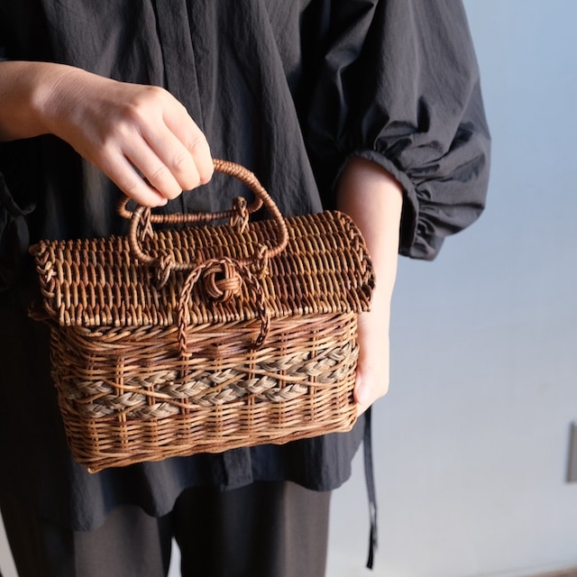 あけび 蓋付き籠｜古雑貨,籠 バスケット｜古家具・アンティーク家具 R