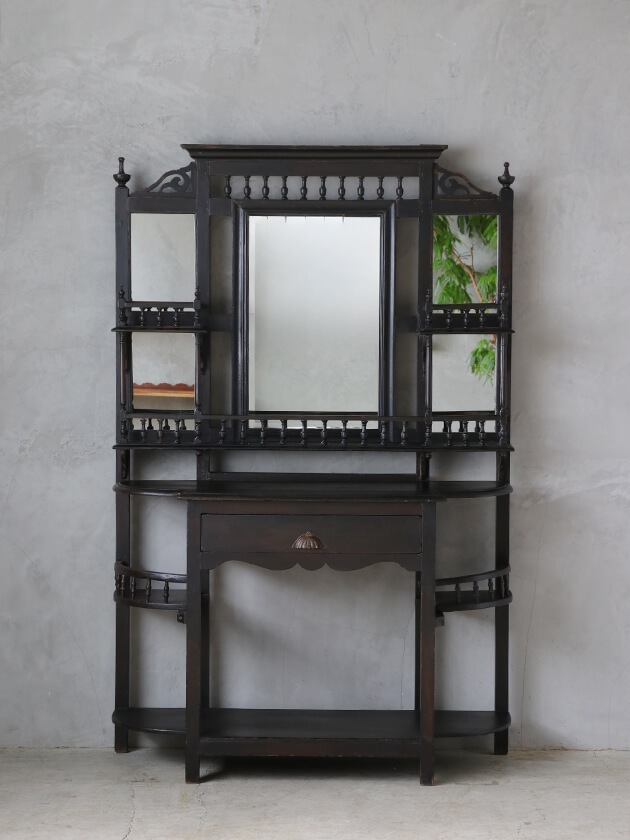 ヴィンテージドレッサー