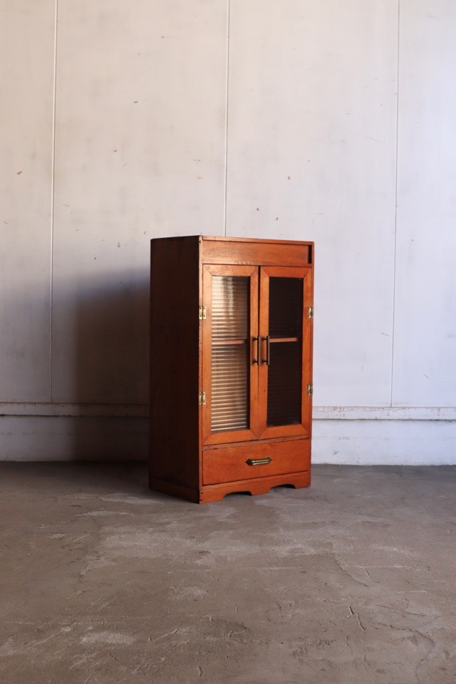 モールガラスの戸棚 | 全ての商品 - 古家具古道具 そうすけ