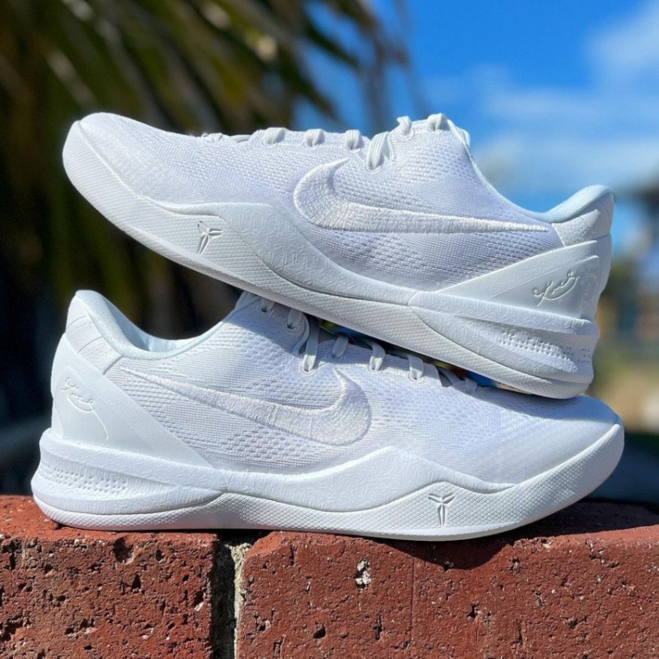 NIKE KOBE VIII PROTRO HALO ナイキ コービー 8 プロトロ ヘイロー