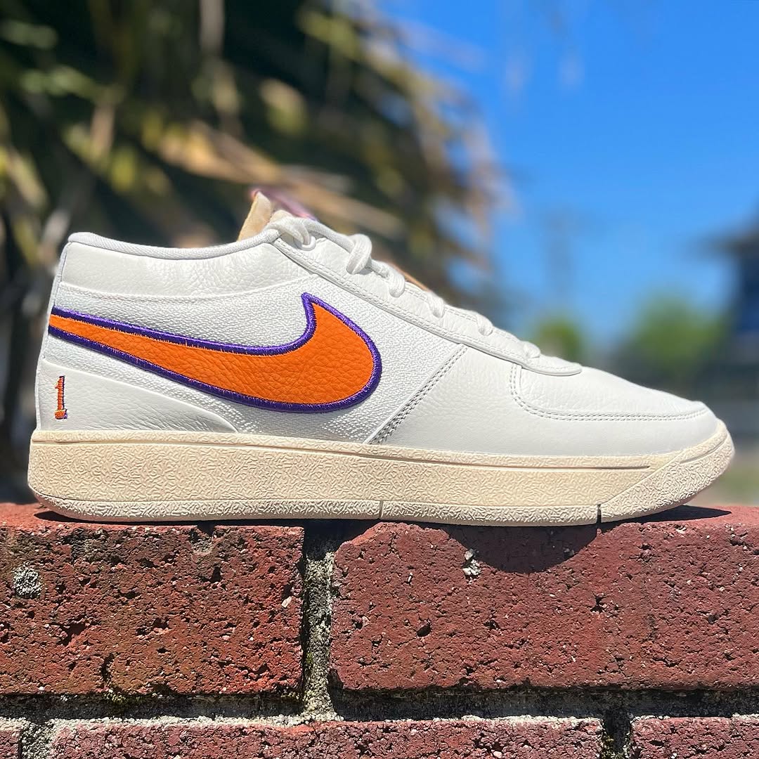 NIKE BOOK 1 EP 'VALLEY' ナイキ ブック 1 【MEN'S】 sail/clay orange