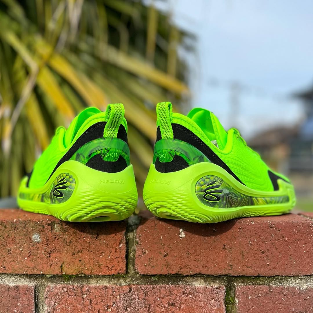 UNDER ARMOUR CURRY 12 'EXTRATERRESTIAL' アンダーアーマー カリー 12