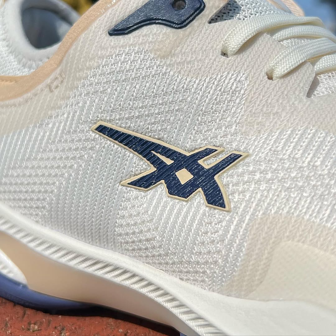 ASICS GLIDE NOVA FF 3 アシックス グライドノヴァ 【MEN'S】 cream