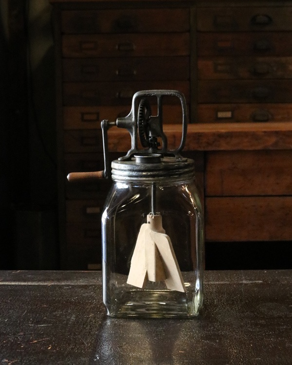 4クォートサイズのバターチャーン[生活雑貨とアンティークのオンライン