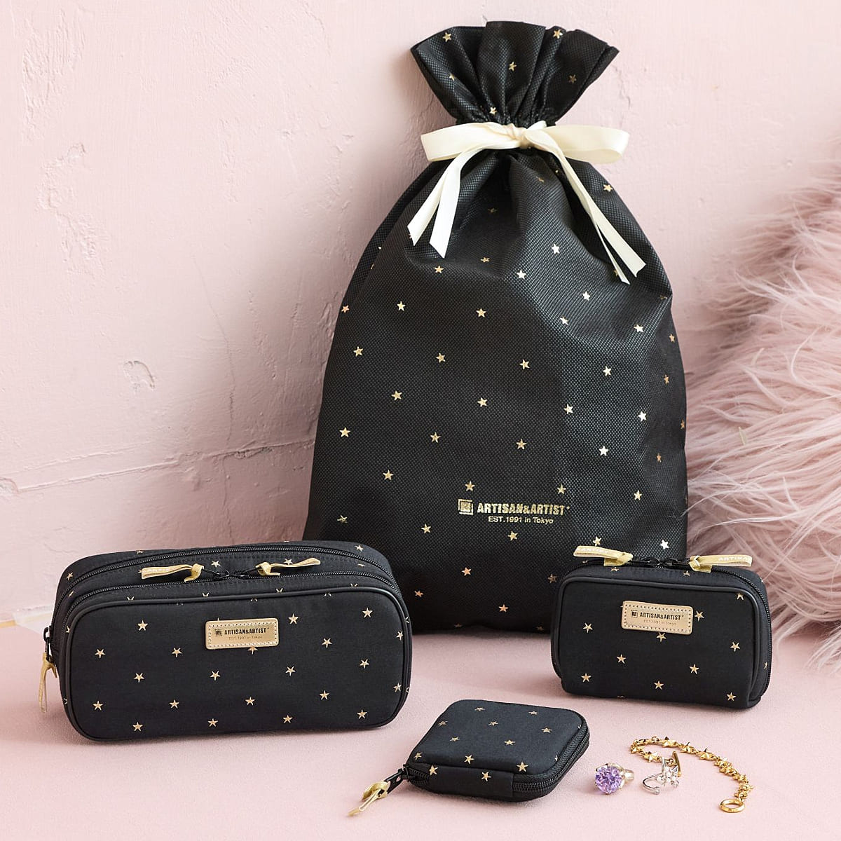 オンライン限定 マイクロ・マルチユースポーチ 5OP-SO646