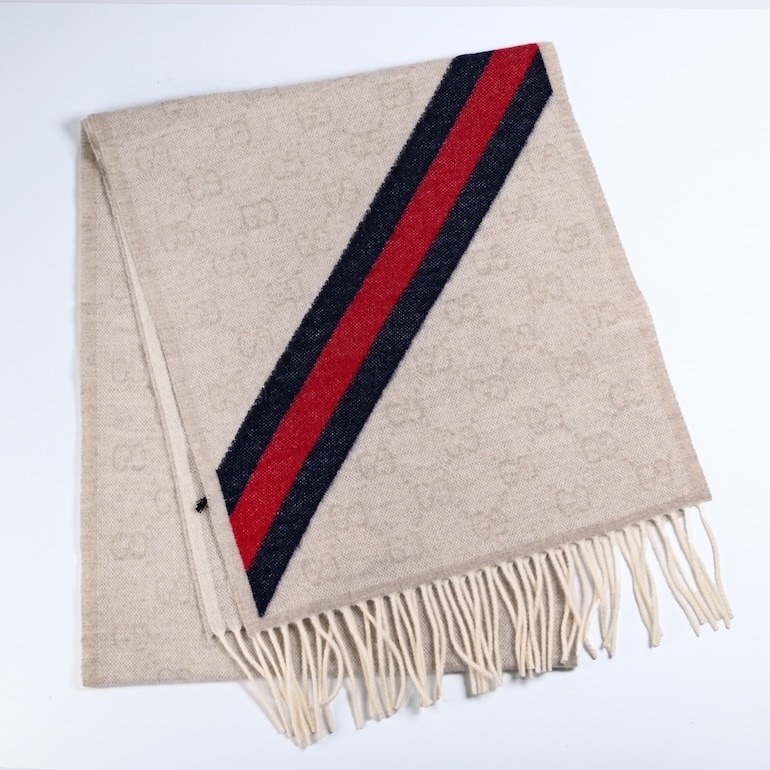 名入れ無料】【スペシャルラッピング付き】グッチ GUCCI マフラー 4