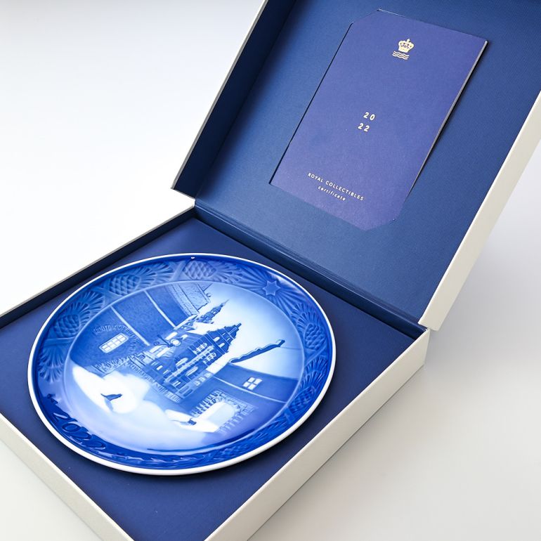ロイヤルコペンハーゲン イヤープレート 2022年 令和4年 皿立て付き