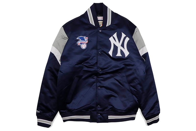 MITCHELL & NESS NEW YORK YANKEES HEAVYWEIGHT SATIN JACKET