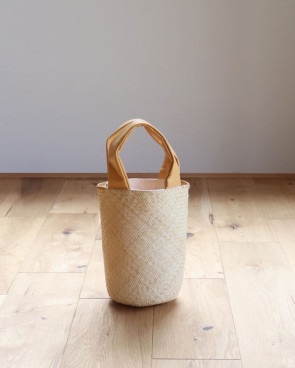 warang wayan ワランワヤン｜FUTO 四角 ラタン革手バスケット ブラック S