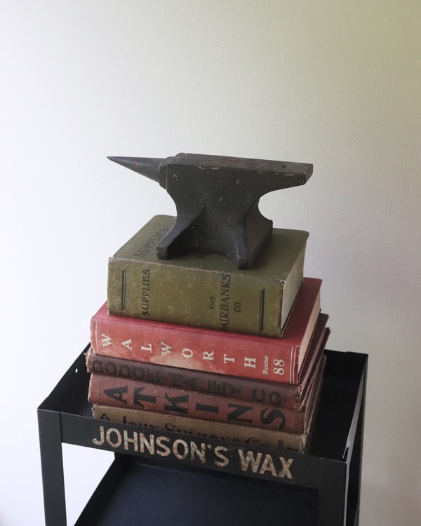 Cast Iron Farmstead Anvil｜キャストアイアン ファームステッド アンビル