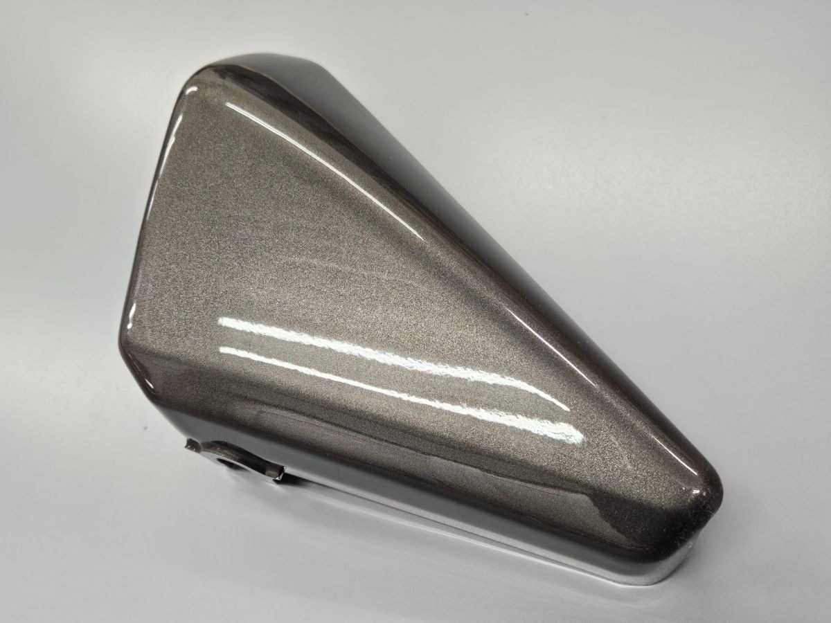 ゼファー400χ 純正エアクリーナーカバー(左)グレー(G1～8) | KAWASAKI