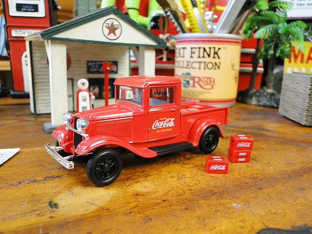 1934年 フォード モデルA ピックアップ ダイキャストミニカー 1/43