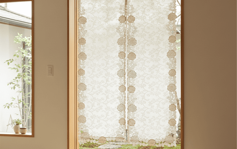 のれん バラ柄コード刺繍 約85×150cm [Rosa Fil]｜インテリアレース