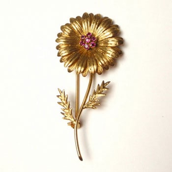 18金ティファニー ヴィンテージ 天然ルビー ゴールド フラワーブローチ