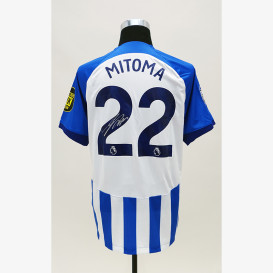 三笘薫選手直筆サイン入りPWCユニフォーム