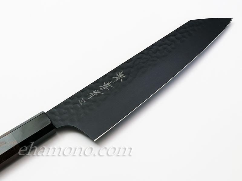 話題の黒い包丁！堺孝行【黒影】三徳 V金10号鎚目フッ素加工和式包丁